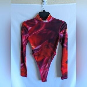 Oh‎ Polly Bodysuit Size 2